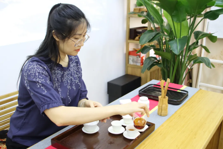 熏花茶与拌花茶的特点